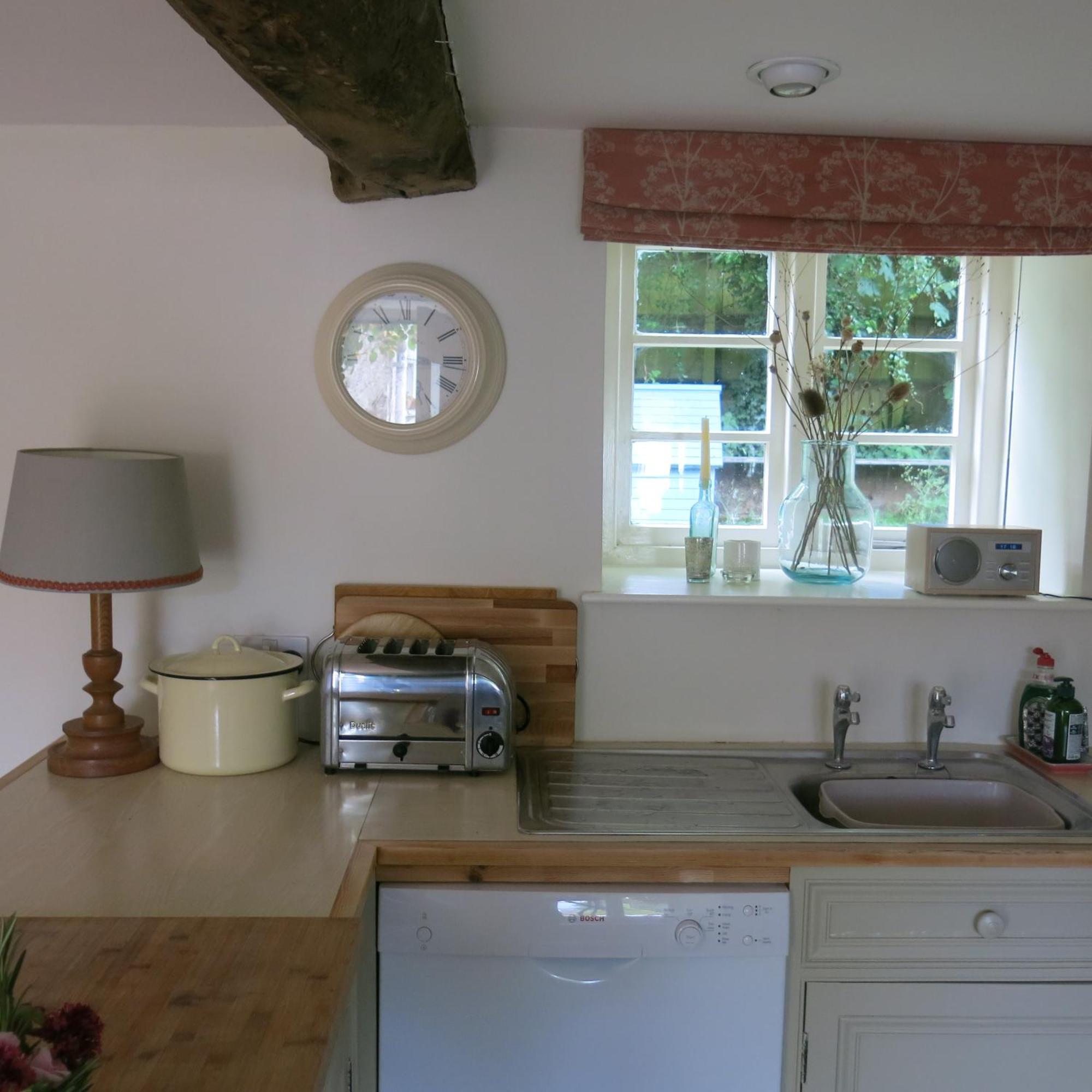 Characterful Cotswold Cottage 赛伦塞斯特 外观 照片